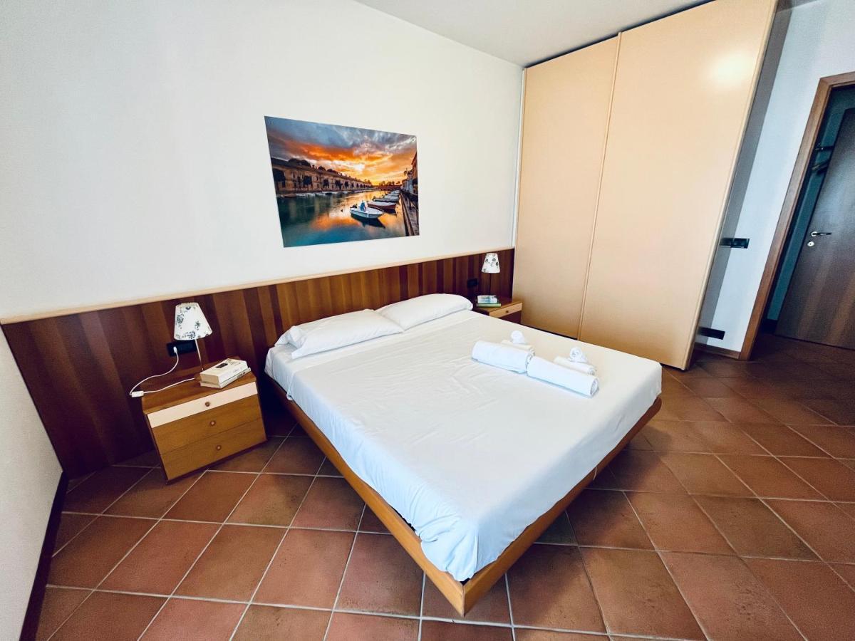 Residence Virgilio Sirmione Eksteriør billede
