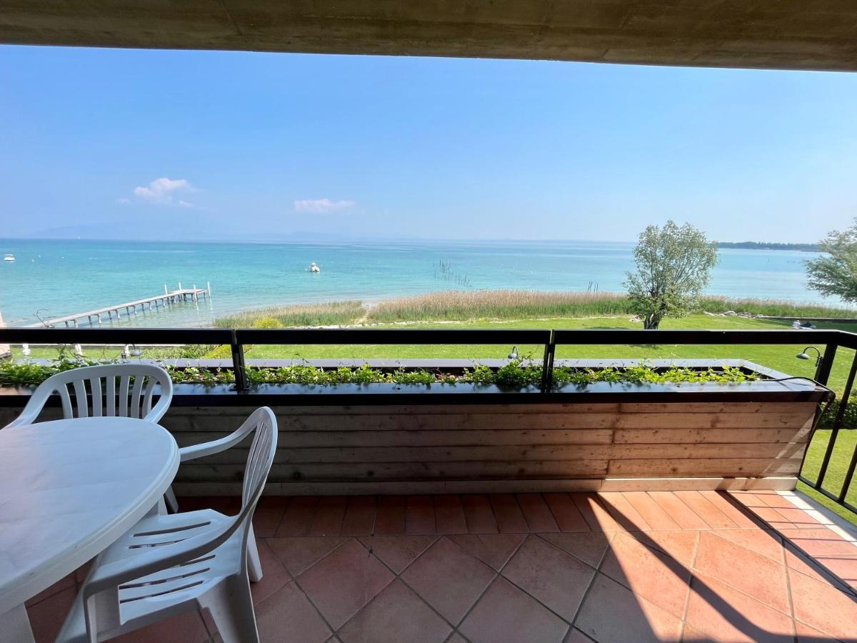 Residence Virgilio Sirmione Eksteriør billede
