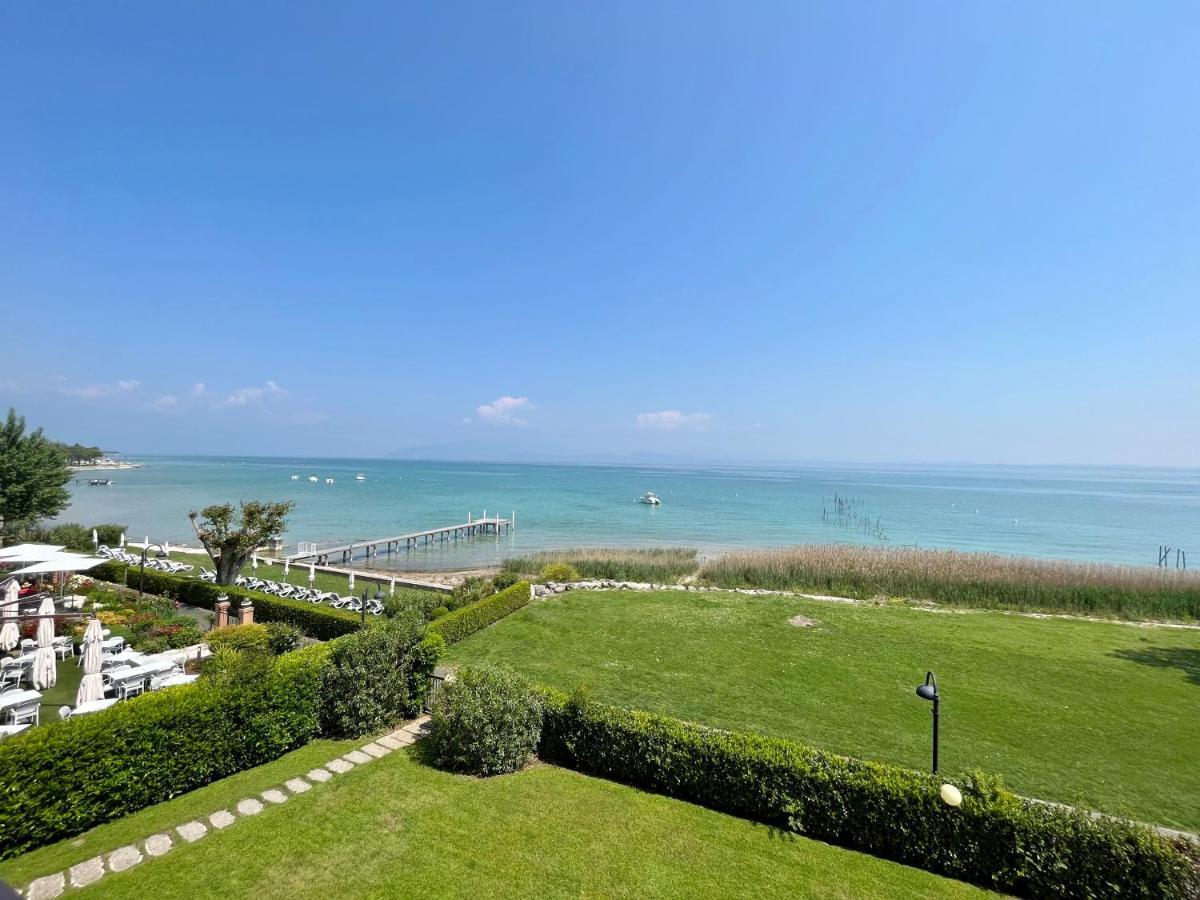 Residence Virgilio Sirmione Eksteriør billede
