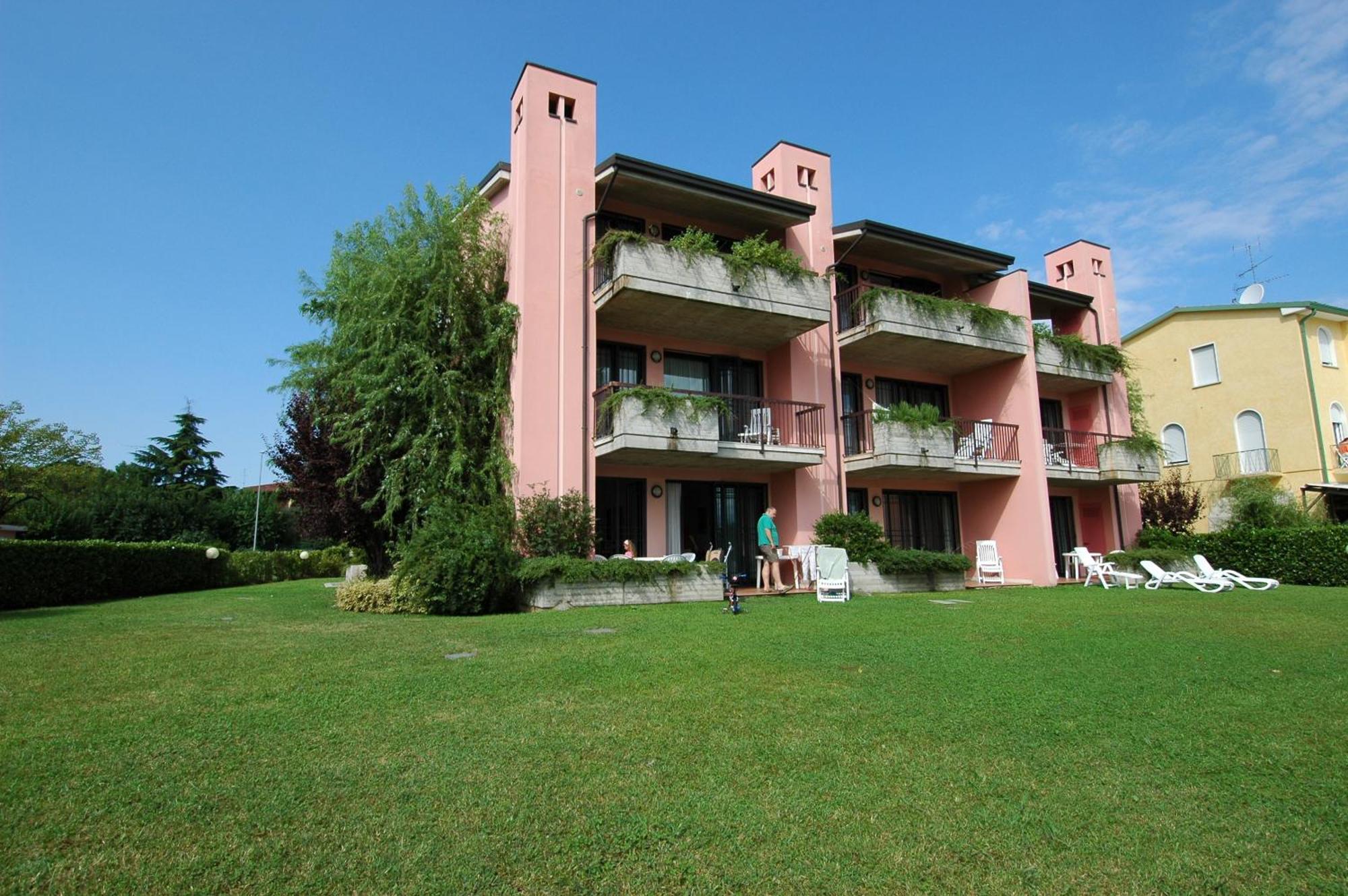 Residence Virgilio Sirmione Eksteriør billede