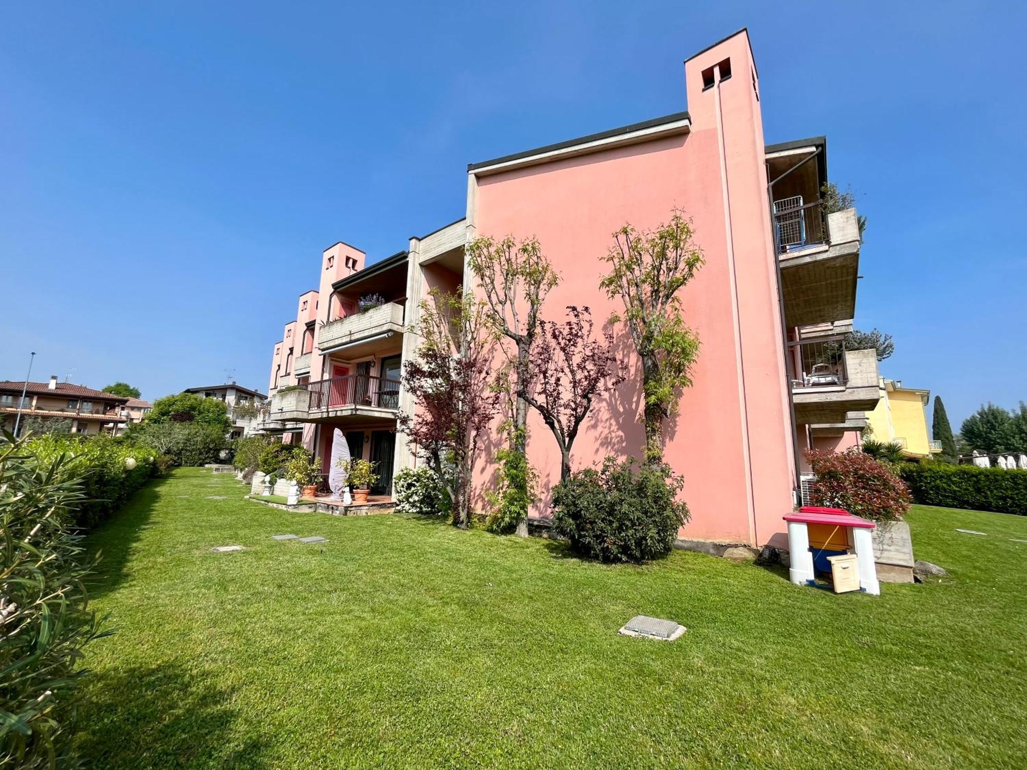 Residence Virgilio Sirmione Eksteriør billede